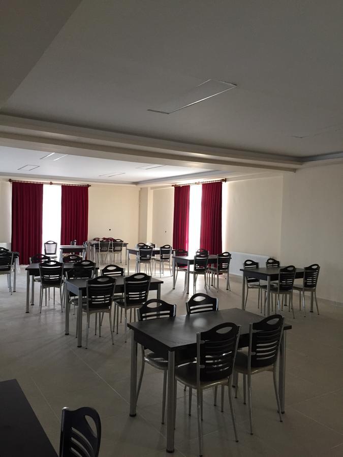 Akpinar Hotel Altintas Esterno foto