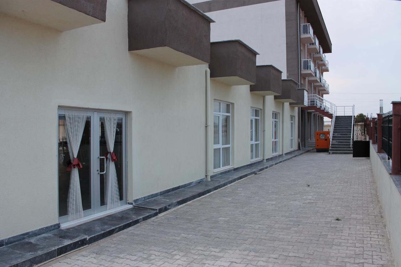 Akpinar Hotel Altintas Esterno foto