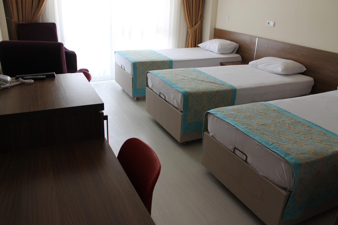 Akpinar Hotel Altintas Esterno foto