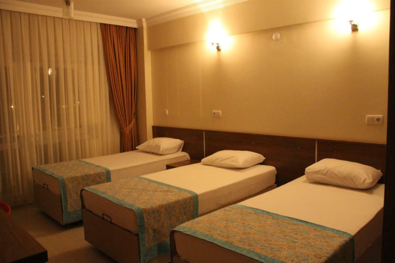 Akpinar Hotel Altintas Esterno foto